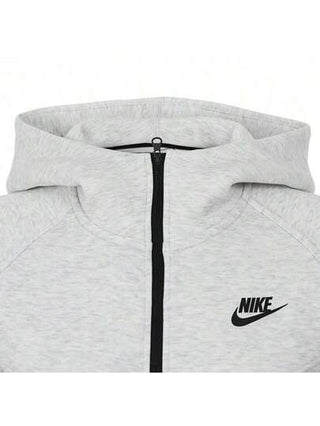 Nike جاكيت نسائية نوع NSW TCH FLC WR FZ HDY ، كارديجان مزين بغطاء للرأس مصنوع من الصوف FB8339-013