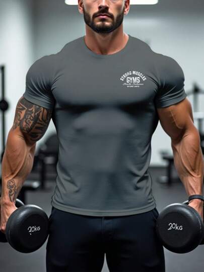 Manfinity Sport Corelite ملابس علوية رياضي قصير الأكمام كاجوال للرجال مطبوع عليه حرف، ملابس علوية لصالة الألعاب الرياضية