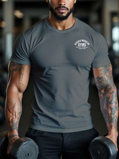 Manfinity Sport Corelite ملابس علوية رياضي قصير الأكمام كاجوال للرجال مطبوع عليه حرف، ملابس علوية لصالة الألعاب الرياضية