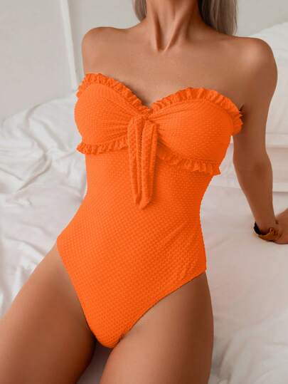 مايوه حريمي قطعة واحدة Swim Basics بكيني من قطعة واحدة للنساء بتصميم رقبة عنق وطيات ملمس أسود ليتم شده من الخصر