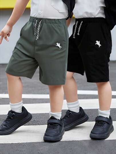 SHEIN شورت مريح وكاجوال للفتى المراهق مطبوع عليه صورة فارس الخيل (قطعة واحدة من كل لون)، للمدرسة والحرم الجامعي والكلية