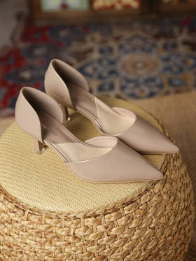 Xin Jing Shoes حذاء كعب عالي نسائي موضة خريف/شتاء 2025 بتصميم مفرغ، أنيق، كعب قطة