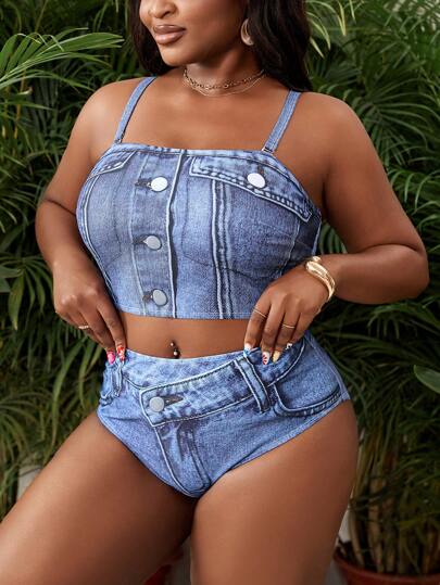 SHEIN Slayr CURVE ملابس سباحة للمرأة ذات الحجم الكبير من قطعتين ذات طبعة تأثير جينز، ملابس علوية مع أشرطة قابلة للفصل بأزرار، تصميم ظهر مفتوح مع أسفل ذو تصميم مثلث لحفلة حمام السباحة