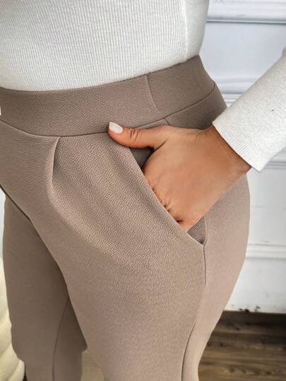 SHEIN PETITE CURVE بنطال كاجوال بتصميم رفيع بقصة مناسبة للمقاسات الكبيرة، أحادي اللون