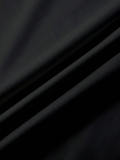 EZwear تيشرت كاجوال مطبوع عليه حروف أنيقة مع إكمام قصيرة وياقة دائرية للنساء