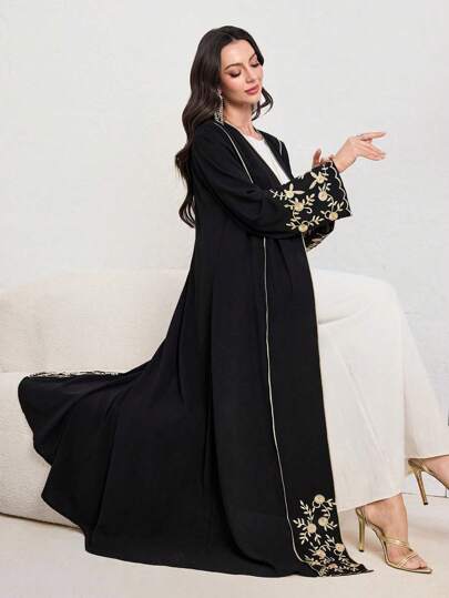 Al Najma عباية طويلة الأكمام مطرزة بزخارف زهرية أمامية مفتوحة ، ردائ محتشم للنساء
