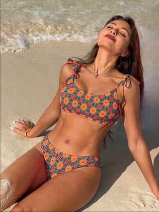 طقم تانكيني حريمي Swim Vcay طقم ملابس السباحة للنساء، توب سباحة بحمالات رفيعة وقطعة سفلية بشكل مثلث