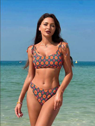 طقم تانكيني حريمي Swim Vcay طقم ملابس السباحة للنساء، توب سباحة بحمالات رفيعة وقطعة سفلية بشكل مثلث