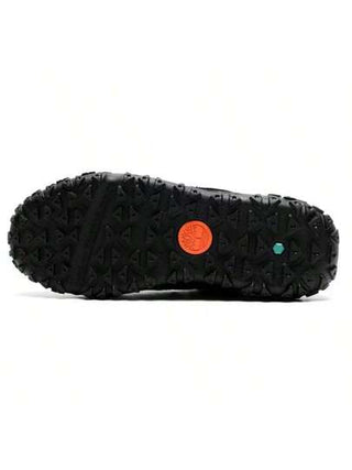 Timberland أحذية رياضية خفيفة الوزن بتصميم كاجوال كلاسيكي للرجال ذات قمة منخفضة، مريحة للاستخدام الخارجي