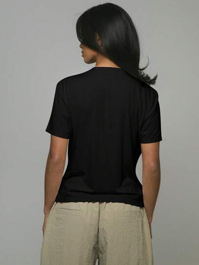 Musera Sport قميص تي شيرت بأكمام قصيرة من جيرسيه ناعم مع لوحة شعار للتنزه والمشي والبادل والتنس وبيكليبول والجيم واللياقة البدنية واليوغا والبيلاتس للاستخدام اليومي العادي