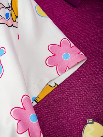 Dexter's Laboratory X SHEIN ملابس علوية وشورت لفتاة صغيرة بطراز كاجوال جميل ذات طباعة كرتونية وطراز الأزهار، مناسب للربيع والصيف