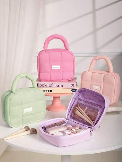 حقيبة مستحضرات تجميل ذات نمط مربعات صغيرة، حقيبة مكياج صغيرة بألوان الماكرون بتصميم بسيط، حقيبة منظم للأدوات الصحية مقاومة للماء مع مقبض، حقيبة مكياج أنثوية جذابة، حقيبة مستحضرات تجميل، حقيبة العناية بالبشرة، حقيبة أدوات الصحة والنظافة، حقيبة مكياج وأدوات