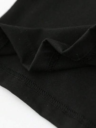 SHEIN تي شيرت صبي مراهق قطعة واحدة عصرية، بياقة دائرية بالأكمام القصيرة و طباعة حرفية