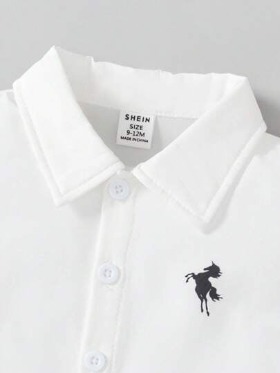 SHEIN مجموعة قميص كم قصير مطبوع بالخيول وسروال قصير للأطفال الصبيان مناسبة لحفلات الزفاف ضيوف الزفاف وحامل الخاتم والصبي؛ يوم عيد الأم الأول للطفل، ملابس متطابقة للعائلة