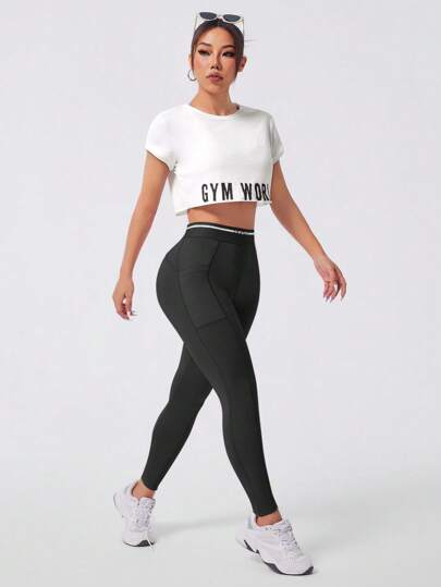 Slayform طقم ملابس رياضية للنساء مكون من تي شيرت بأكمام قصيرة مطبوع عليه حرف وسروال ضيق، ملابس كاجوال متعددة الاستخدامات