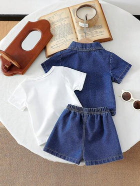 SHEIN Vintaside Kids طقم جينز صيفي للأولاد، توب بياقة وأكمام قصيرة مصمم باسلوب عصري مع شورت، قصة فضفاضة مناسبة للاستخدام في اللعب الخارجي والأنشطة اليومية والرياضة وحضور المناسبات