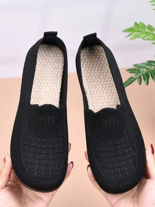 أحذية نسائية خفيفة الوزن للربيع/الخريف 2024، أحذية أمهات متوسطة العمر والكبار في السن ، أحذية مسطحة ذات نعل ناعم مضاد للانزلاق وقابل للتنفس ، أحذية موكاسين مريحة للجدات