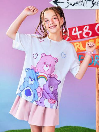ملابس بناتي X Care Bears تي شيرت كاجوال قصير الأكمام أبيض مطبوع بنمط الدببة الملون وجذاب للبنات صغيرات السن