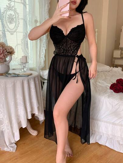 SHEIN ثوب النوم كامي بفتحة جانبية عالية من التخريم و التباين