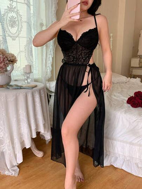 SHEIN ثوب النوم كامي بفتحة جانبية عالية من التخريم و التباين