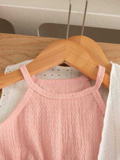 SHEIN Genkimix Kids 3 قطع ملابس صيفية للفتاة الصغيرة: سترة بسيطة كلوش، شورت أبيض بقصة مستقيمة، كارديجان مضلع مافي بلا أكمام رفيع مزين بحزام، تصميم بسيط ومريح