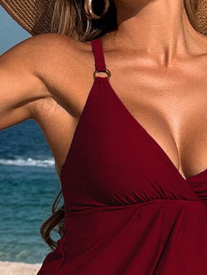 طقم تانكيني حريمي Swim Lushoire مجموعة بيكيني من قطعتين بشريط حرفي v للرقبة، لون سادة، وحزام صليبي، ملابس سباحة عصرية بتنورة غير متناظرة