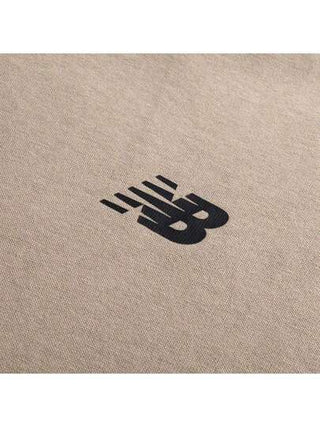 New Balance تي شيرت تيشيرت قصير الأكمام قابل للتنفس، ملابس رياضية نشطة للرجال للجري واللياقة البدنية والتدريب AMT51374-SOT