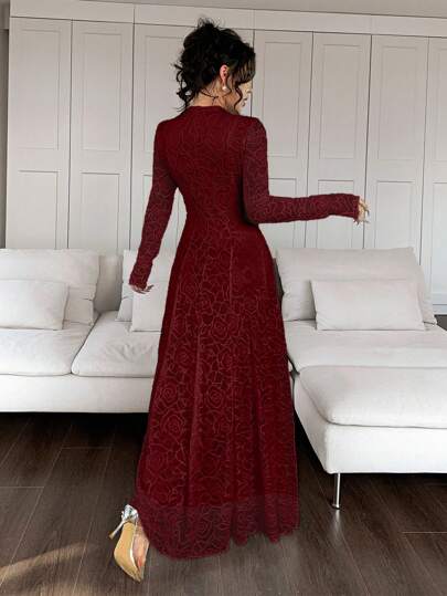 Modelyn فستان أبيض أنيق طويل مرصع بالدانتيل للنساء