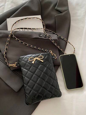 حقيبة صغيرة ذات لون أحادي مبطنة بخطوط ماسية مع زخرفة عقدة ومعدن وسلسلة، مناسبة للتسوق والمحفظة والشابات والطالبات والموظفات، مناسبة للمكاتب والجامعات والعمل والأنشطة الخارجية والسفر والرحلات الخارجية