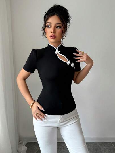Elenzga قميص تي شيرت نسائي بياقة عالية ضيق ذو تصميم بسيط باللون الأسود لحفلات هالوين