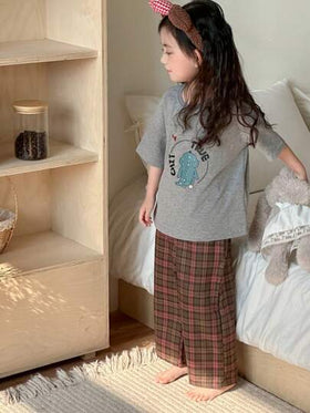 Dazy Kids بلوزة تريكو بأكمام قصيرة مطبوعة بياقة دائرية + بنطلون كاجوال مربع، ملابس ربيعية/صيفية للفتيات الصغيرات رمضان