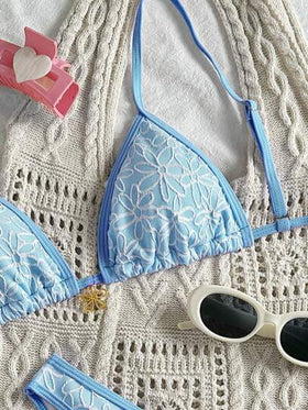 Swim Mod 2 حزمة ملابس صيفية شاطئية للنساء، ملابس علوية حمالات سباغيتي مزخرفة بنقشات زهور والجزء السفلي قصير قطعتي بكيني، بذلة السباحة