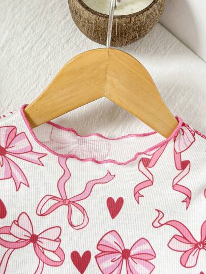 SHEIN مجموعة قطعتين للفتيات الرضع والأطفال الصغار من عمر 0-3 سنوات، ملابس علوية قطنية منسوجة باكمام طويلة وبوي قصير جراف مع فراشة جميلة وسروال ضيق ، مناسبة للارتداء المنزلي اليومي
