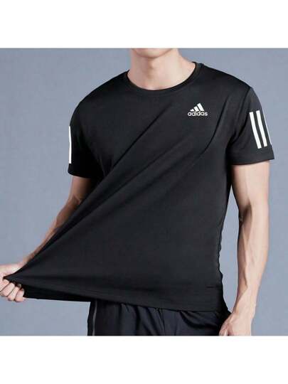 Adidas تي شيرت رجالي بأكمام قصيرة جديد للربيع والصيف للتنس والتدريب، ملابس رياضية عادية مريحة وقابلة للتنفس بياقة مستديرة وثلاث شرائط HP1998