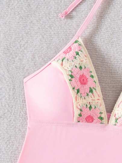 طقم تانكيني حريمي Swim Mod طقم بكيني مكون من قطعتين، سترة علوية بنقشة مطرزة بأزهار وسروال سفلي مربوط من الجانبين، مناسب للربيع والصيف