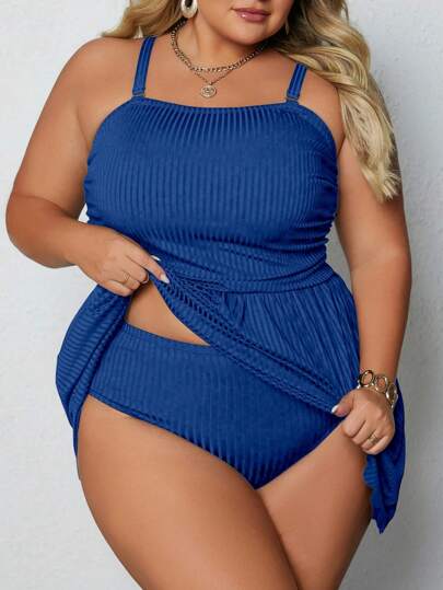 SHEIN CURVE+ مجموعة ملابس سباحة تانكيني بحجم كبير للنساء، بلون أحادي بدون أكمام مع تنورة، أسلوب عطلة عادي