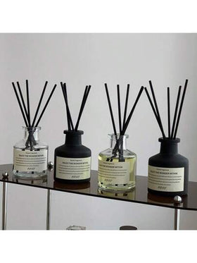 5 قطع (1 زجاجة عطر + 4 قضبان غاطس من الخيزران) مجموعة عطور منزلية بدون شعلة، رائحة طويلة الأمد، مناسبة لغرفة النوم والحمام وغرفة المعيشة والعلاج بالروائح العطرية، معطر الغرفة، مبخر، هدية، ديكور منزلي