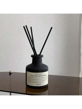 5 قطع (1 زجاجة زيت عطري + 4 عيدان خيزران) طقم عطر منزلي بدون لهب، عطر طويل الأمد، مناسب لغرفة النوم والحمام وغرفة المعيشة، عطر أروماثيرابي، معطر هواء، موزع عطر، هدية، ديكور منزلي