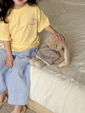 Dazy Kids طقم ملابس فتاة شابة للخريف: تي شيرت قصير الأكمام برقبة دائرية مطبوع ذو تصميم شامل + بنطال طويل مطبوع بالكامل ملابس منزلية رمضان