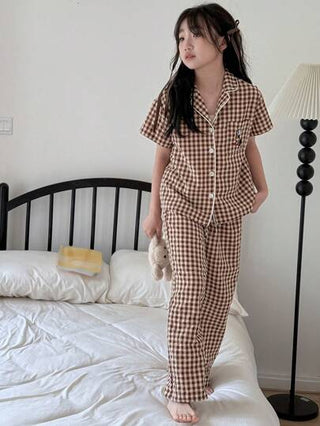 بيجاما DAZY بيجاما من قطعتين (بلوزة قصيرة الأكمام وبنطلون) للفتيات البالغات مطبوعة برسوم ال- plaid وبتطريز، مناسبة للربيع/الصيف