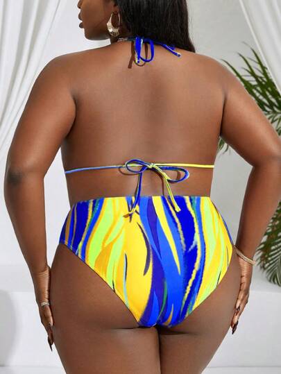SHEIN Slayr CURVE 3 قطعة مجموعة ملابس سباحة نسائية متزايدة الحجم معشوقة الرقبة مطبوعة بشكل عشوائي ذات ظهر متقاطع وأكمام طويلة بحبل سحب، ملابس شاطئ موضة