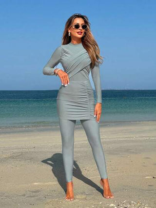 طقم تانكيني حريمي مجموعة بوركيني للسباحة للنساء تشمل 3 قطع: ملابس علوية علوية بأكمام وسراويل طويلة ، تنورة مصمتة صغيرة مدفوعة، مناسبة للاستخدام في الشاطئ والعطلات