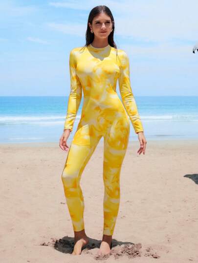 Swim Shayni مجموعة الملابس الصيفية للشاطئ للنساء: بدلة سباحة قصيرة الأكمام ذات رقبة مستديرة وسحاب خلفي مطبوعة بطباعة عشوائية، وفستان ملابس شاطئ، طقم عطلة الشاطئ المتواضع