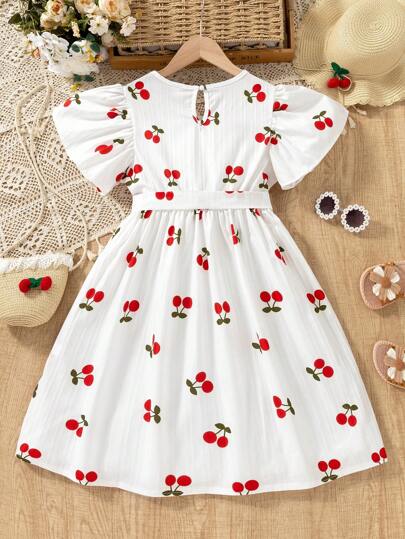 SHEIN Genkimix Kids فستان صيفي للفتيات لطيف وجذاب مع طباعة الكرز وأكمام مكشكشة، بتصميم كاجوال، قابل للغسل بالغسالة - مثالي للحفلات وأنشطة الشاطئ