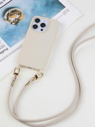 غطاء هاتف بلون أبيض كريمي ثابت مع سلسلة كروس بودي للموديلات iPhone 16 ، 15 ، 14 ، 13 ، 12 ، 11 Pro Max Plus