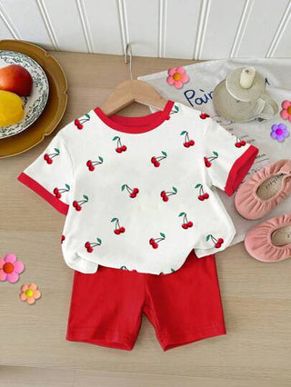 SHEIN طقم بنطلون وتيشيرت كم قصير طاقم عنق للرضع البنات، مطبوع بالكرز، مناسب للربيع/الصيف، قطعتين