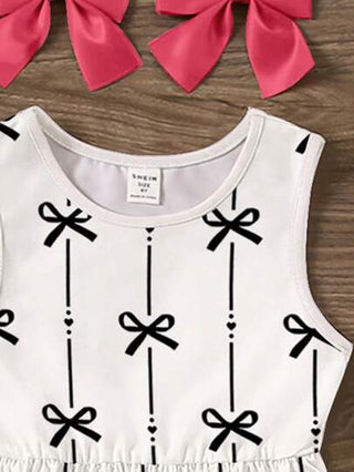 SHEIN فستان أنثوي متوسط الطول مزين برسوم كرتونية، بياقة دائرية، بدون أكمام، للطفلة ملائم للبس الصيفي، مزين بطبعات القوس والشريط