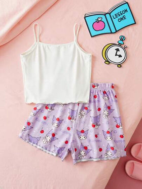 HELLO KITTY AND FRIENDS | SHEIN طقم بيجامة كاجوال مريح للفتيات المراهقات يتكون من ملابس علوية كاميسول أبيض بطباعة كرتونية وشورت بنفسجي