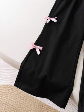 SHEIN Genkimix Kids طقم من 2 قطعة، بلوزة كم قصير منتفخ ذات طبعة فيونكة مع بنطال، مناسب للفتيات الصغيرات