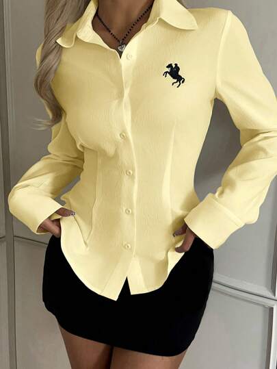EZwear قميص أبيض طويل الأكمام رفيع مزين بالتطريز للنساء